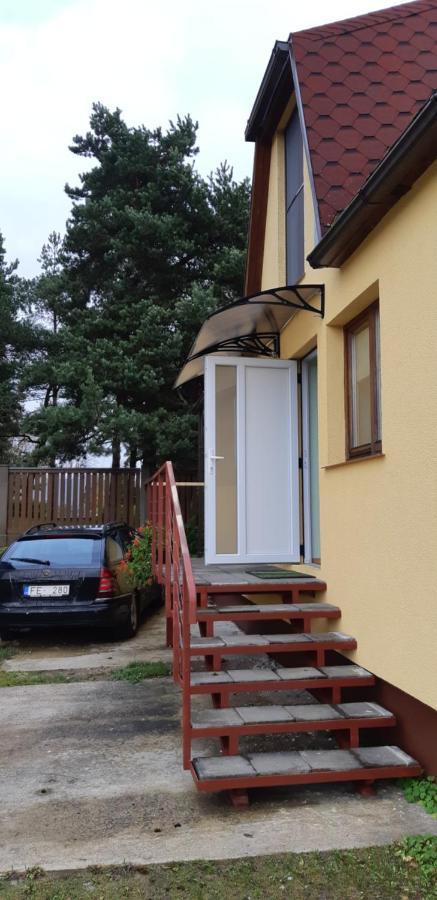 Villa Лора Lapmežciems Exterior foto